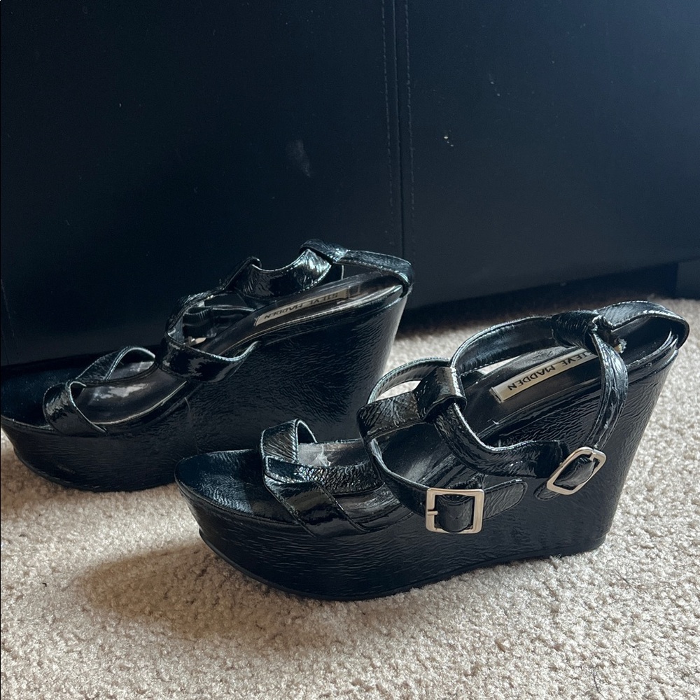 Steve Madden Black Strappy Wedges
